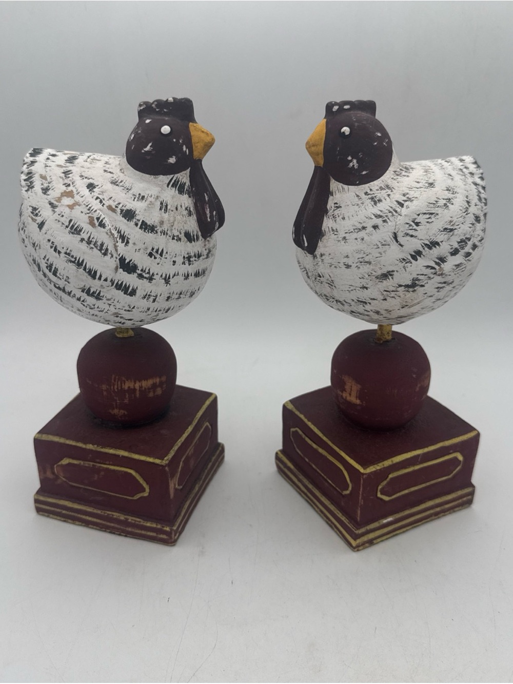 Foreside Wood Chicken Hen Figurine Pair Farmhouse Folk Art Indonesia Distressed